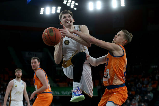 过多倾向于 过多倾向于